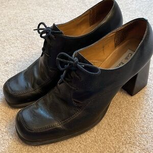 Square toed shoe